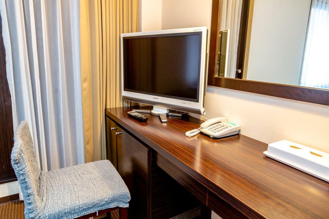 Floral Hotel - Nihonbashi Ōsaka Extérieur photo