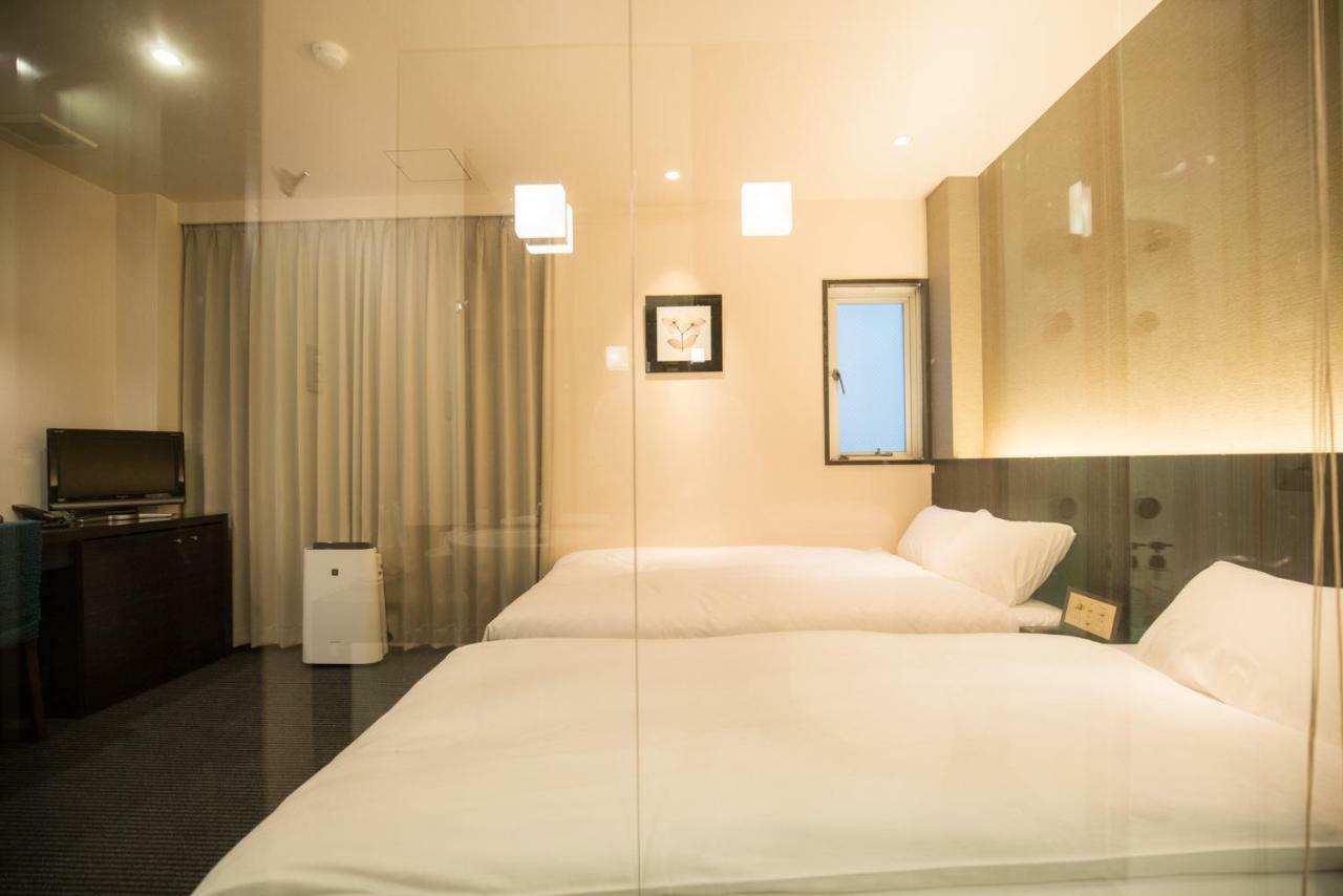 Floral Hotel - Nihonbashi Ōsaka Extérieur photo