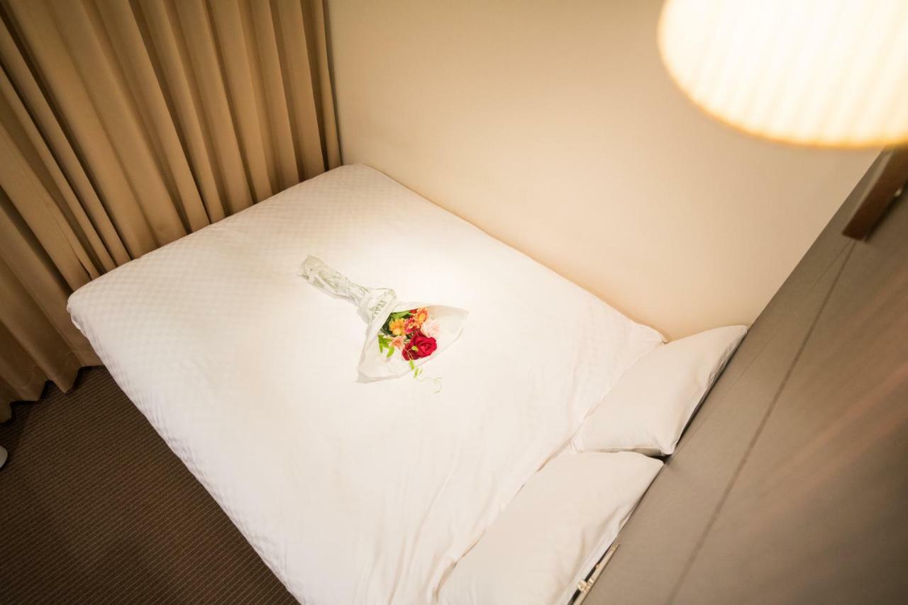Floral Hotel - Nihonbashi Ōsaka Extérieur photo