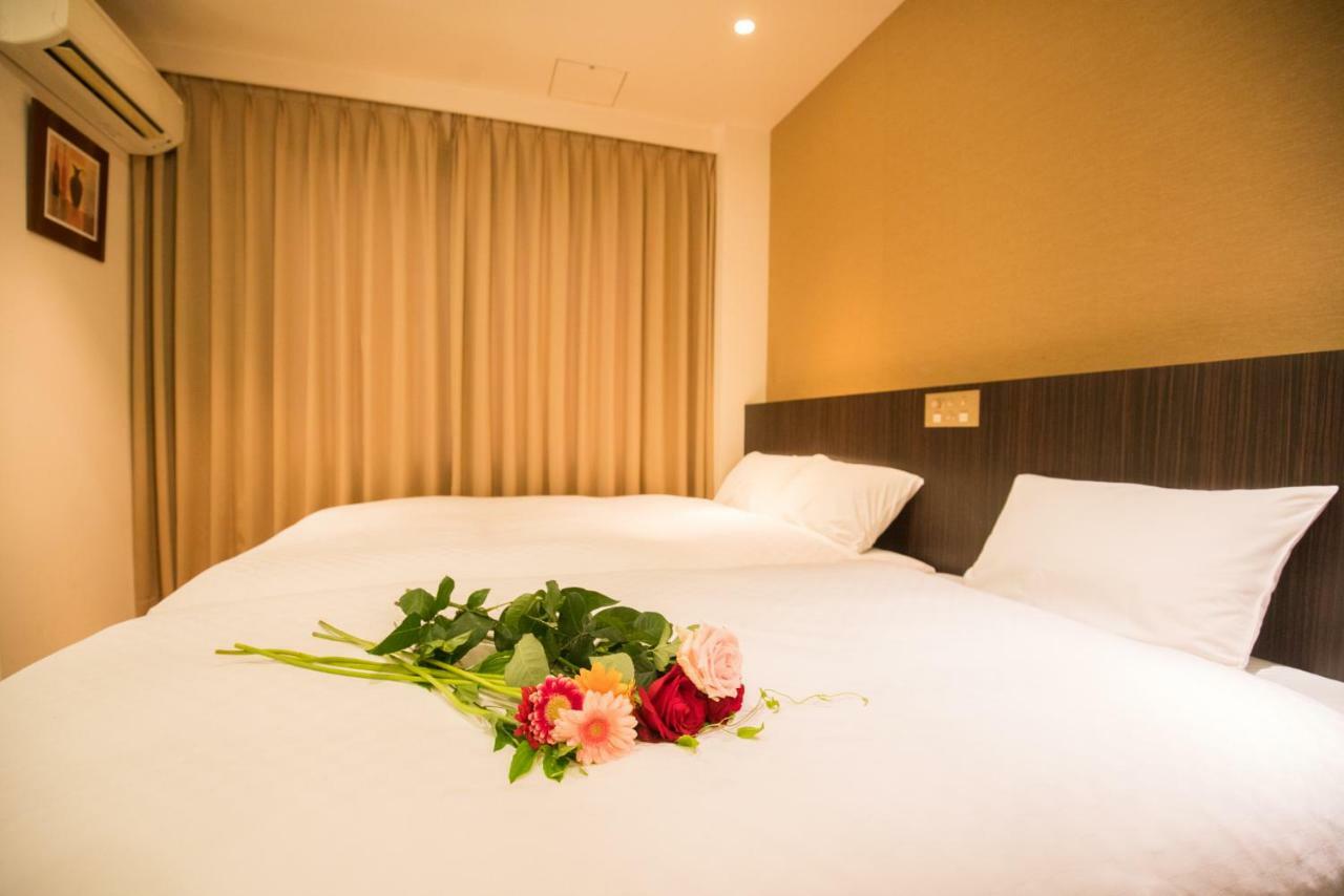 Floral Hotel - Nihonbashi Ōsaka Extérieur photo