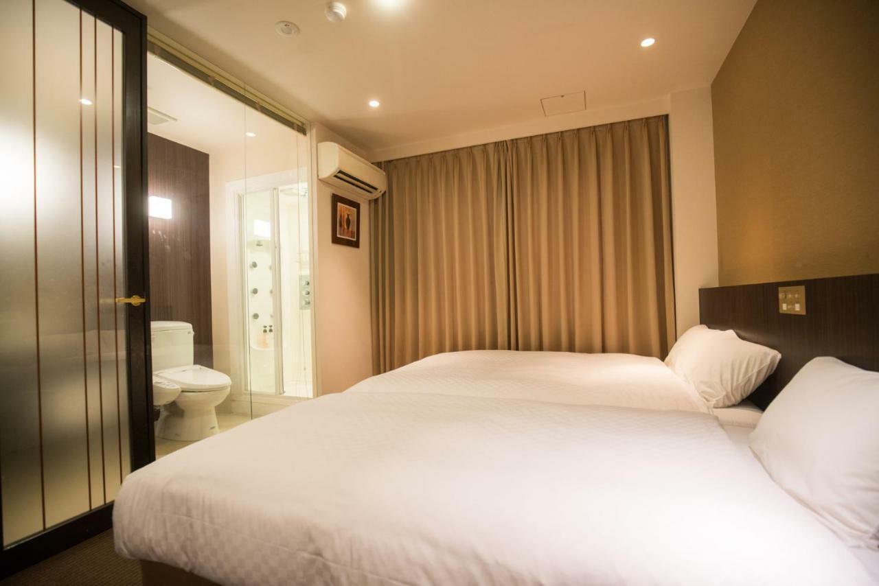 Floral Hotel - Nihonbashi Ōsaka Extérieur photo