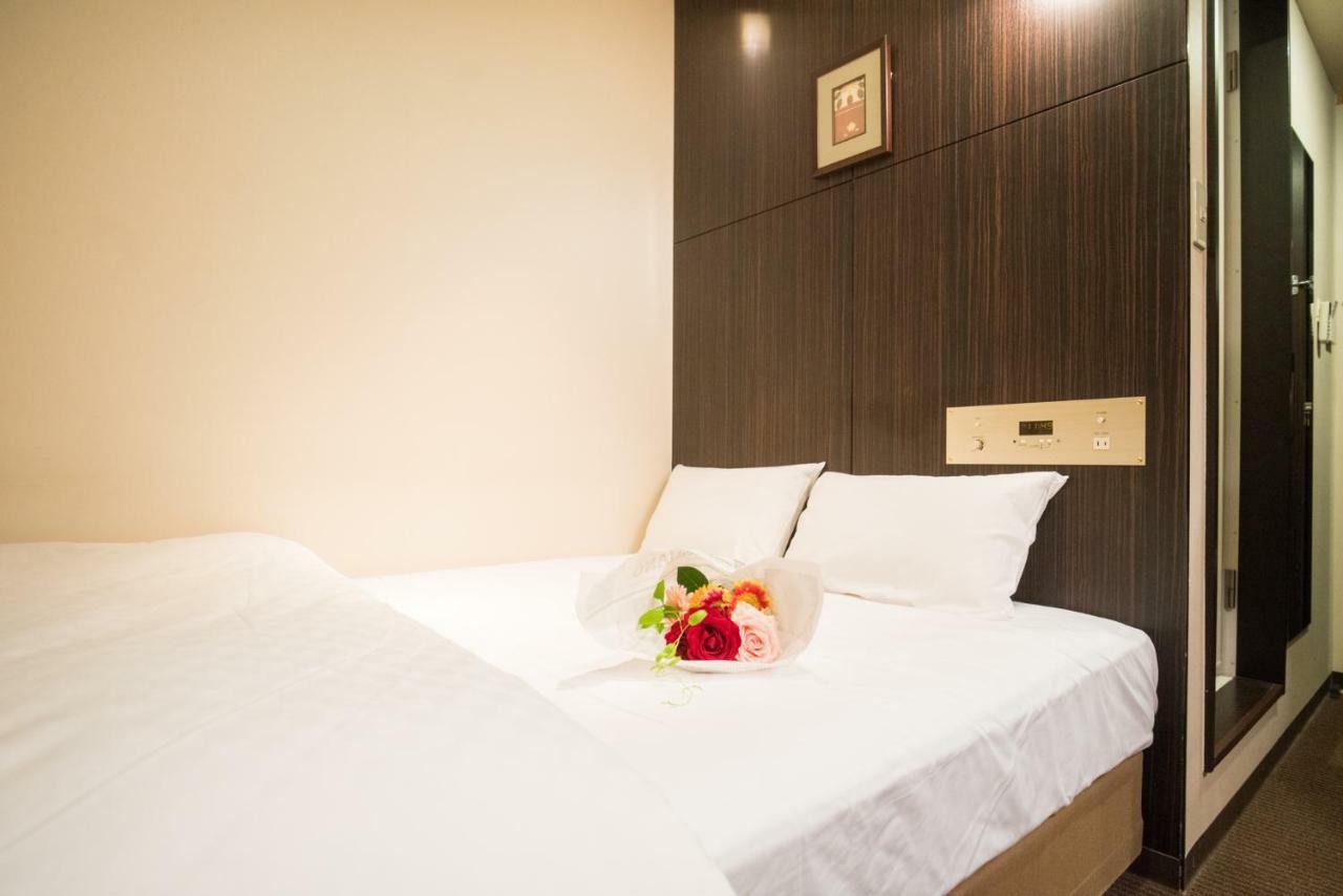 Floral Hotel - Nihonbashi Ōsaka Extérieur photo