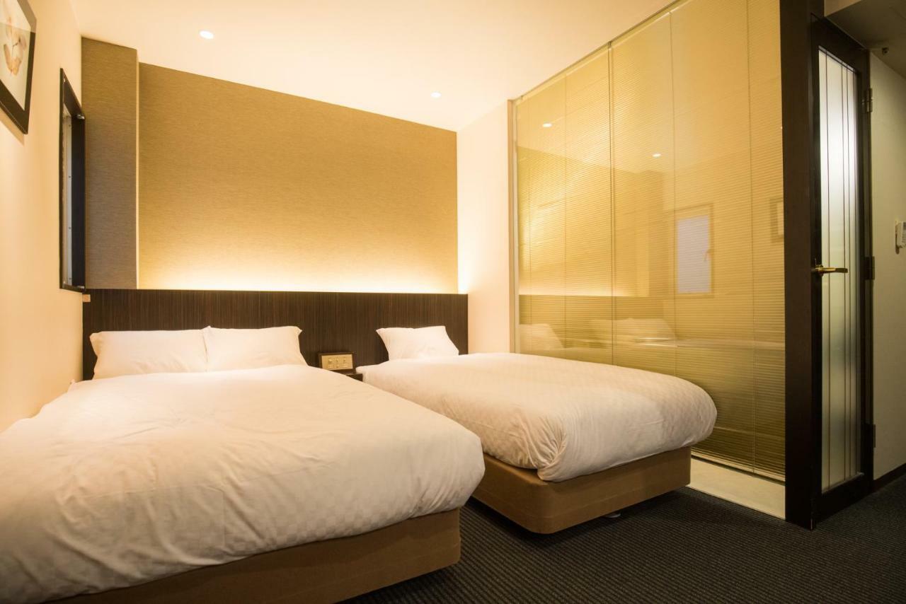 Floral Hotel - Nihonbashi Ōsaka Extérieur photo
