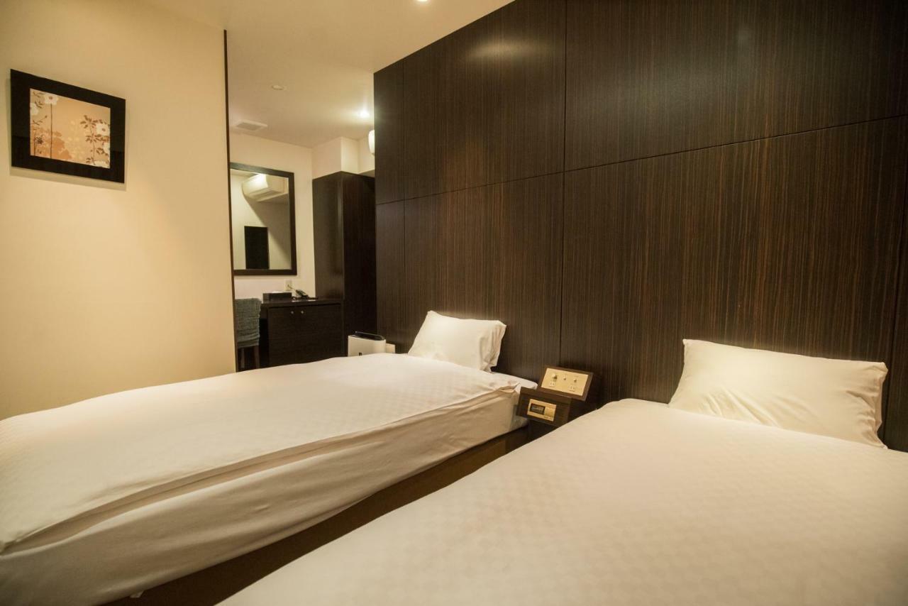 Floral Hotel - Nihonbashi Ōsaka Extérieur photo